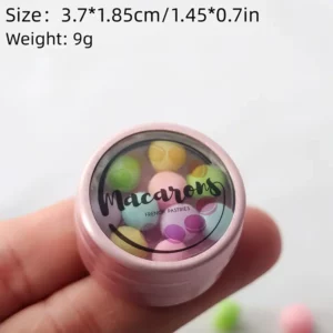 Alternative view of Mini macaroons in tin