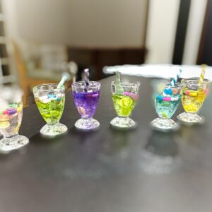 Alternative view of Miniature Fruit Drinks with Straw