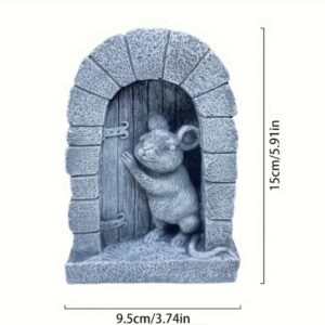 Alternative view of Mouse Door
